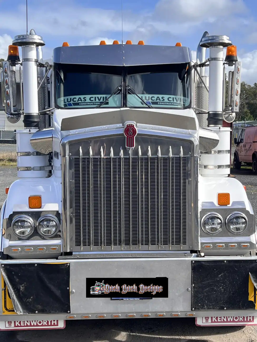 Bonneted Truck (Split Screen) See It Strip®